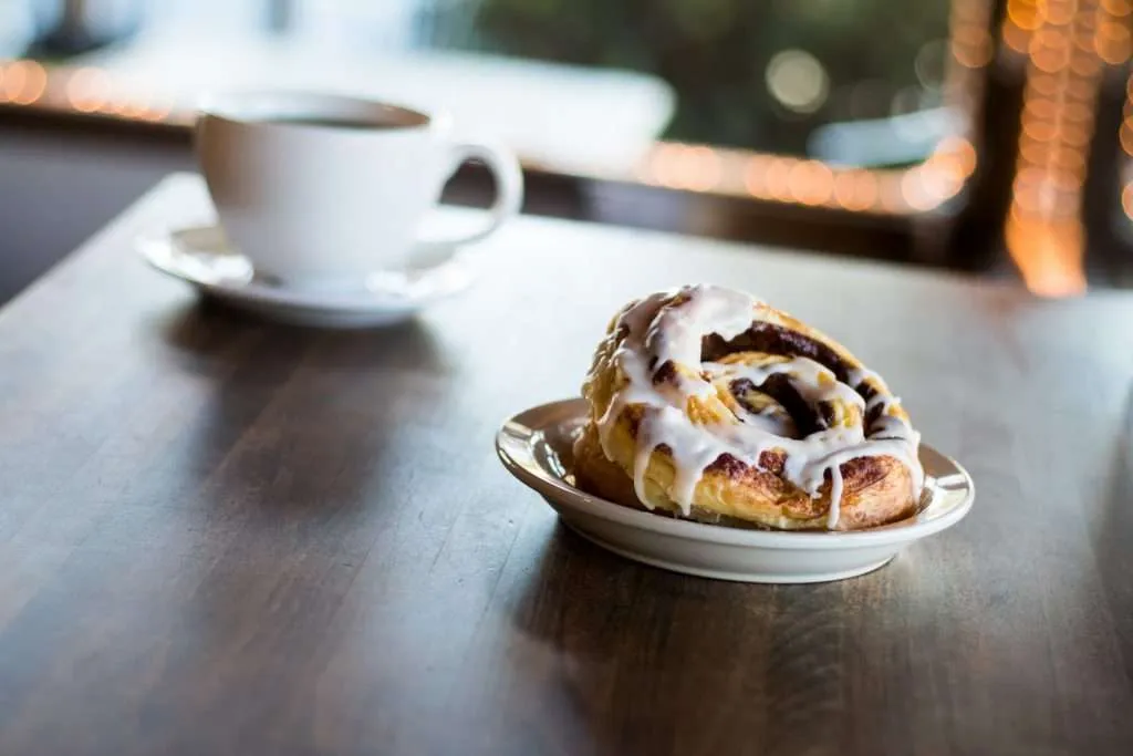 Coffee Break - Cinnamon Rolls and Coffee for Fika 